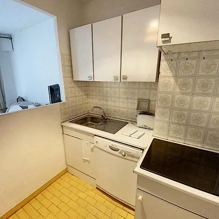 Palm D'or Kar146 2p Apartment *