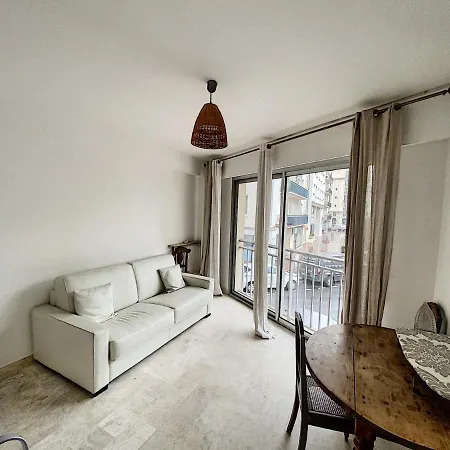 Palm D'or Kar146 2p Apartment *