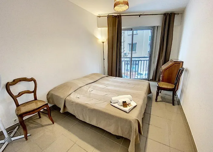 Palm D'or Kar146 2p Apartment